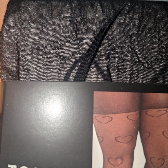 Torrid Allover Heart Tights Size: 1/2 = 14-20 - Picture 5 of 8